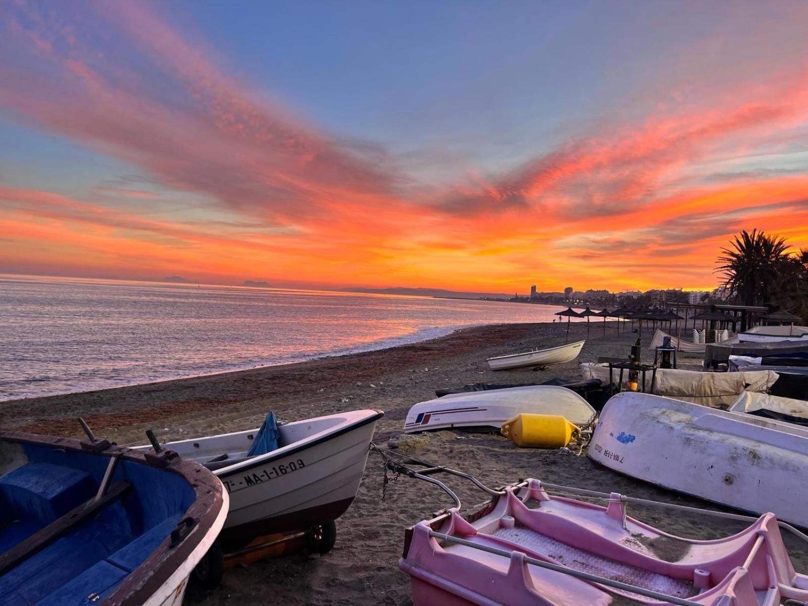 El Faro Vacaciones En Estepona Ngoại thất bức ảnh