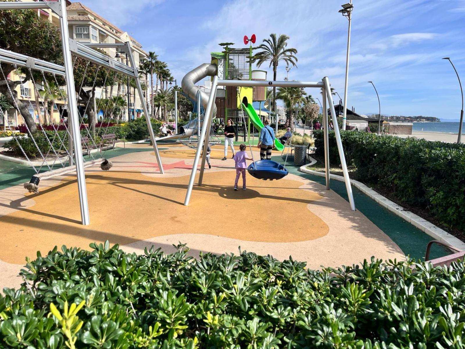 El Faro Vacaciones En Estepona Ngoại thất bức ảnh