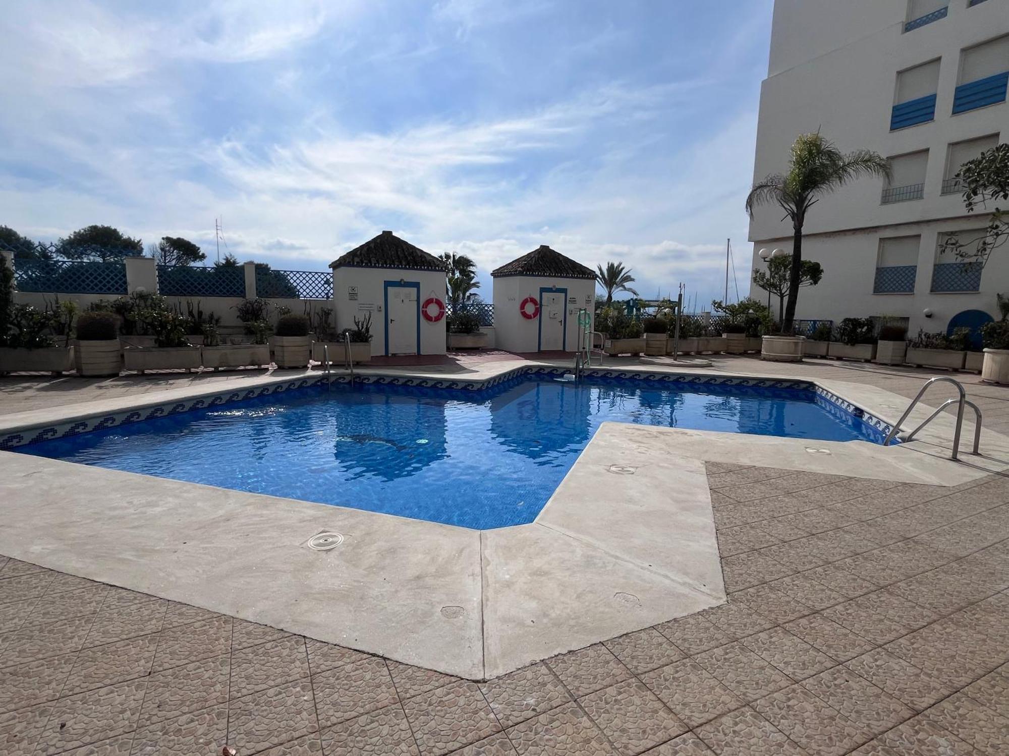 El Faro Vacaciones En Estepona Ngoại thất bức ảnh